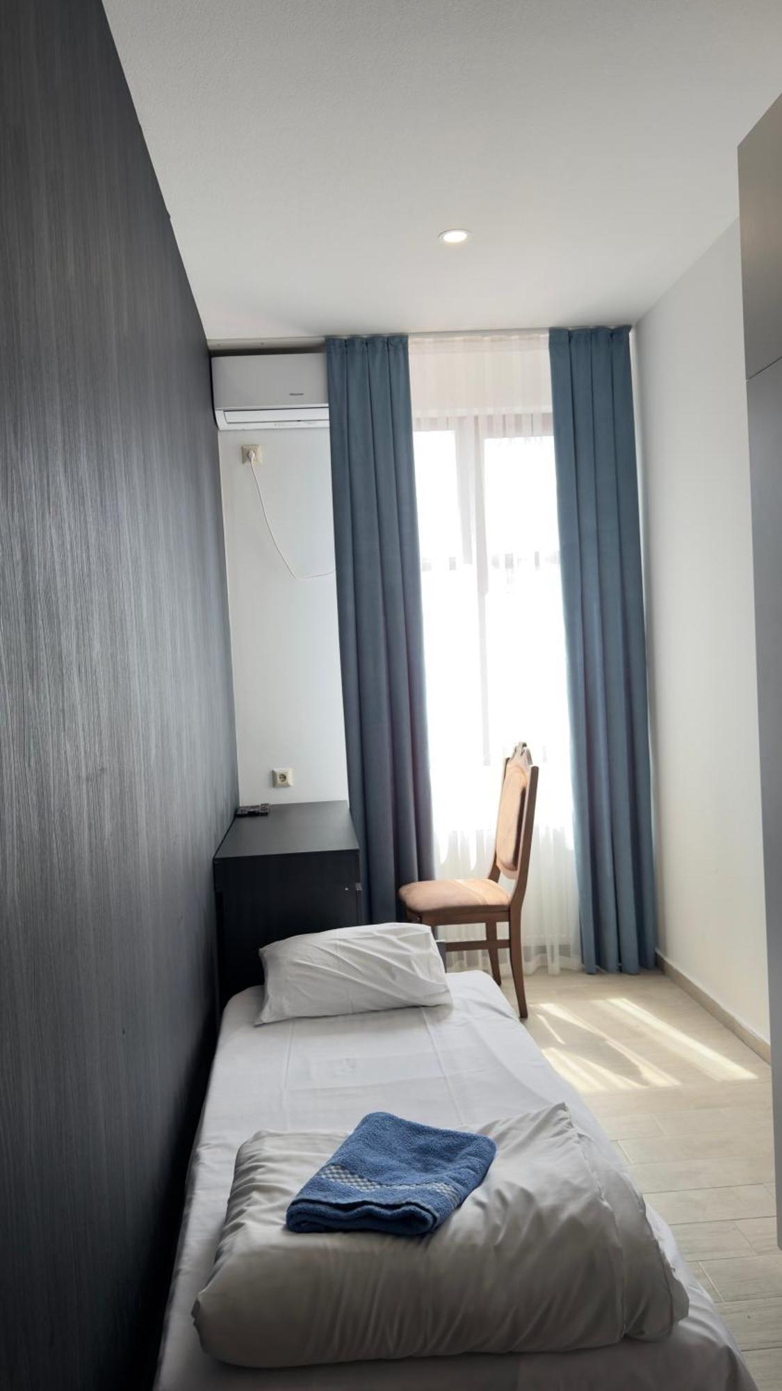 Star Hotel Kutaisi Bagian luar foto